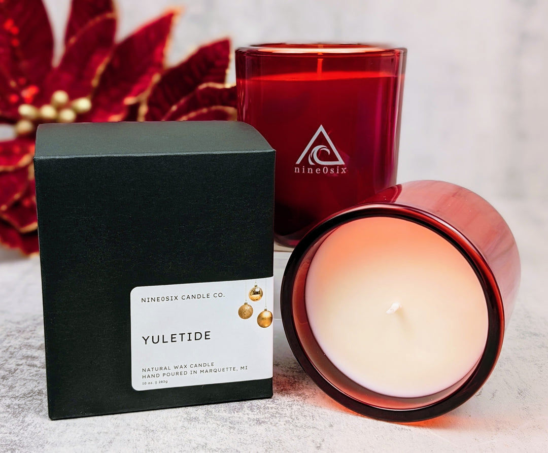 Signature Candle - Holiday