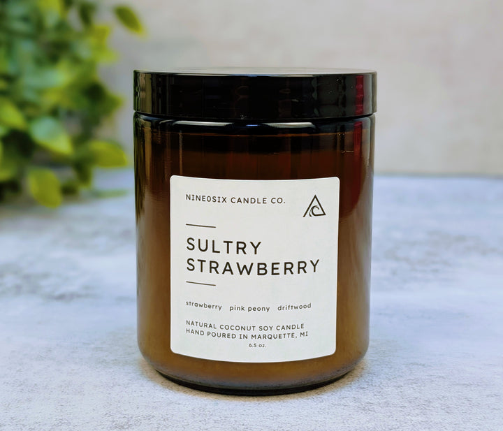 Amber Jar Candle - Sultry Strawberry