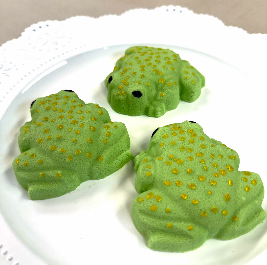 Green Toad Bath Bomb