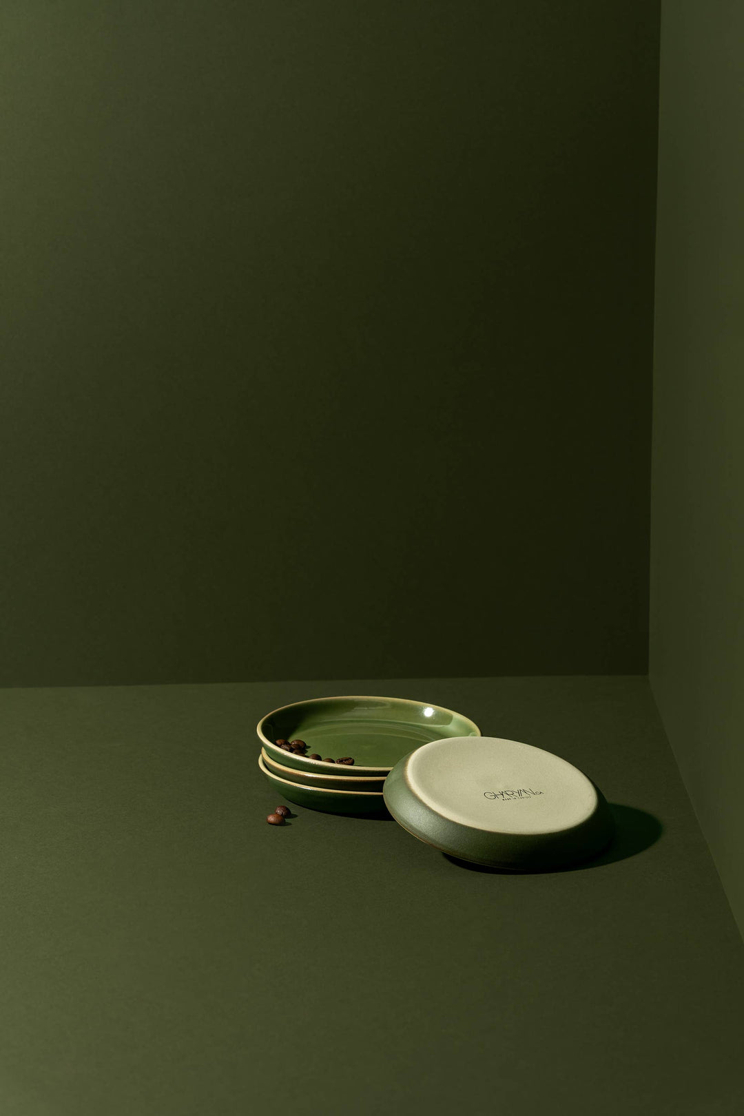 Molded Candle Plate